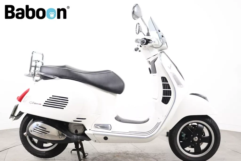 Vespa GTS 125 (2011) — foto 1