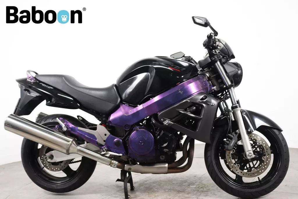 Honda CB 1100 SF X-11 (2000) — foto 1