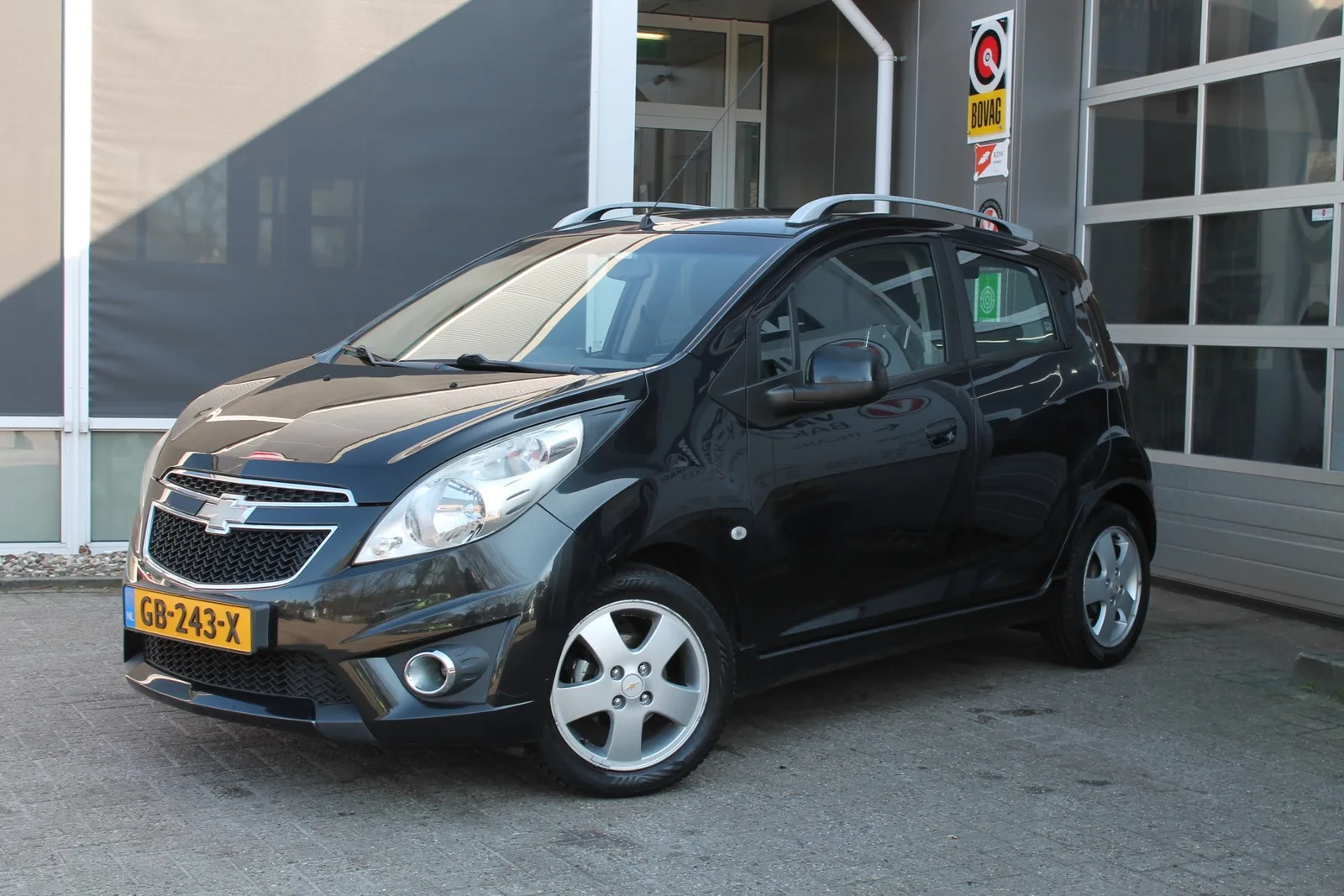 Chevrolet Spark (2010) — foto 1