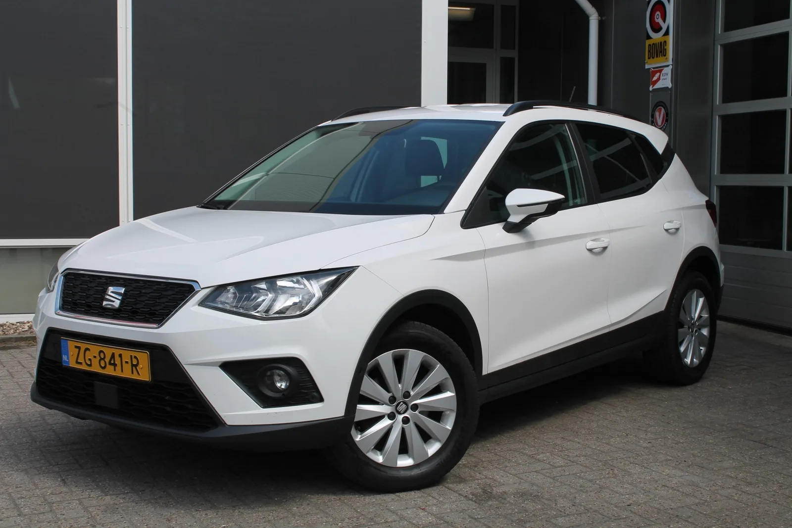 SEAT Arona (2019) — foto 1