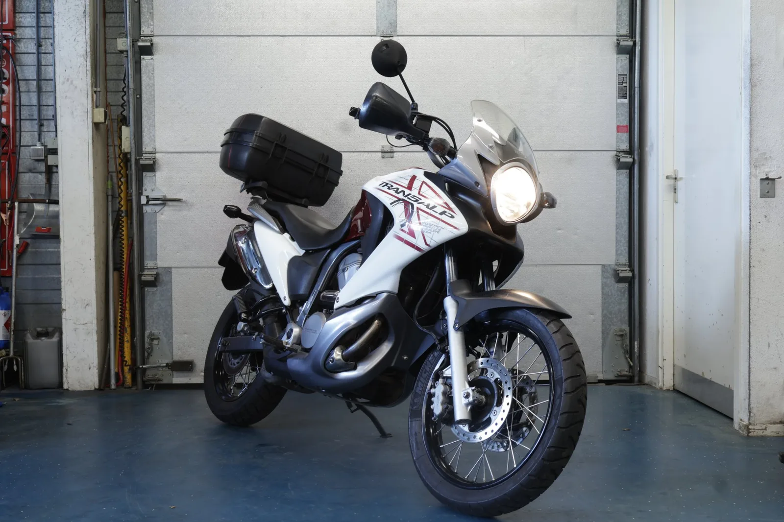 Honda Transalp (2010) — foto 1