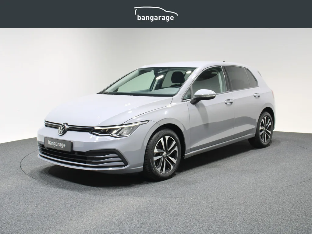 Volkswagen Golf (2021) — foto 1
