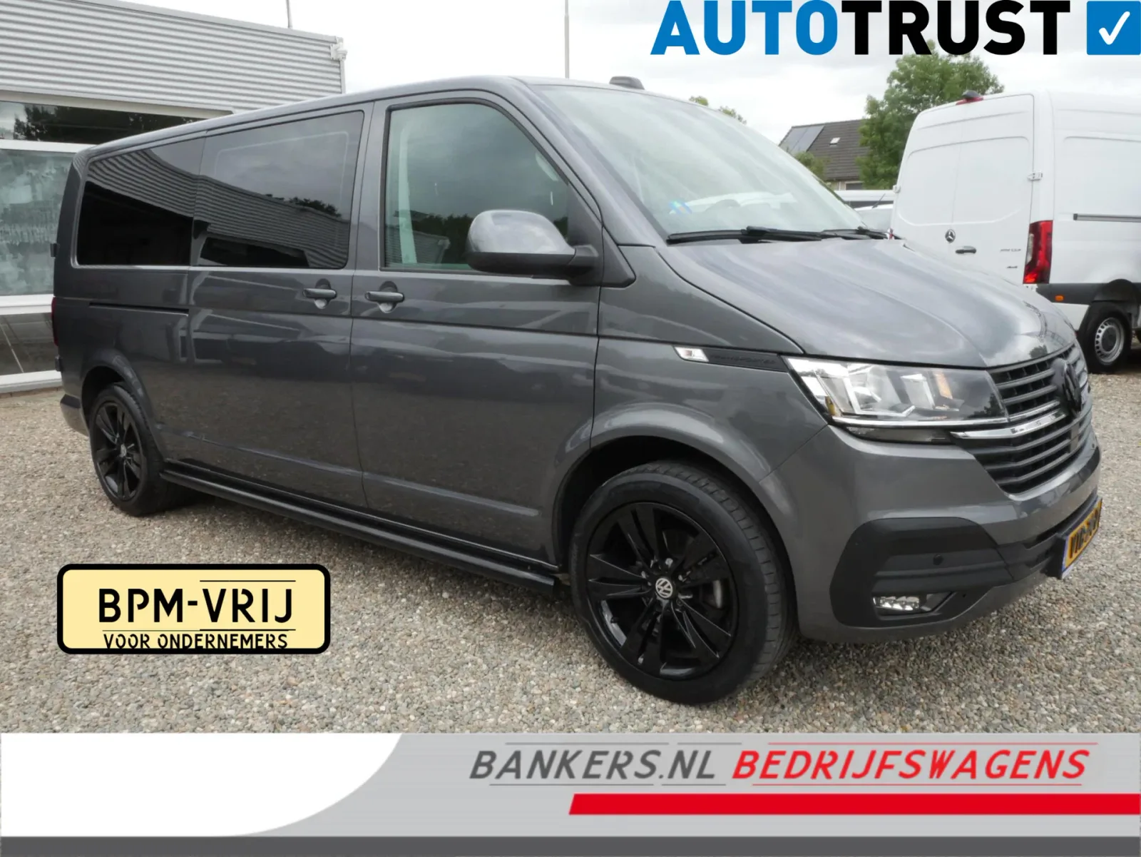 Volkswagen Transporter (2023) — foto 1