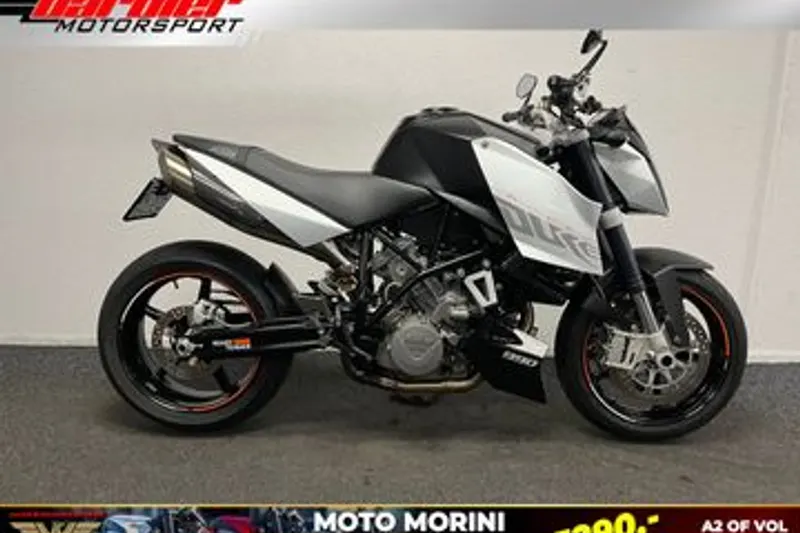 KTM 990 Super Duke (2010)