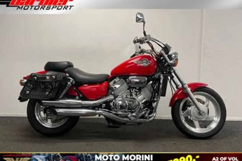 Honda VF 750C Magna (1996)