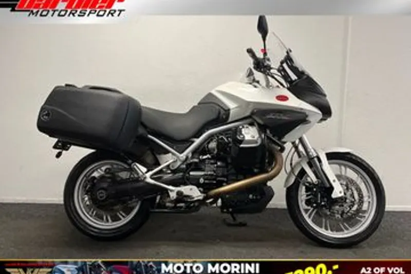 Moto Guzzi Stelvio (2015)