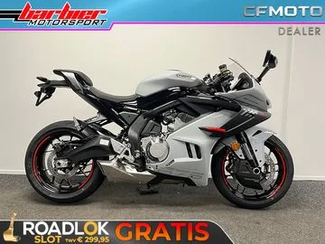 CFMoto 675SR-R (2026) — foto 1