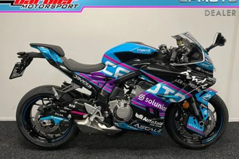 CFMoto 675 SR-R (2026)
