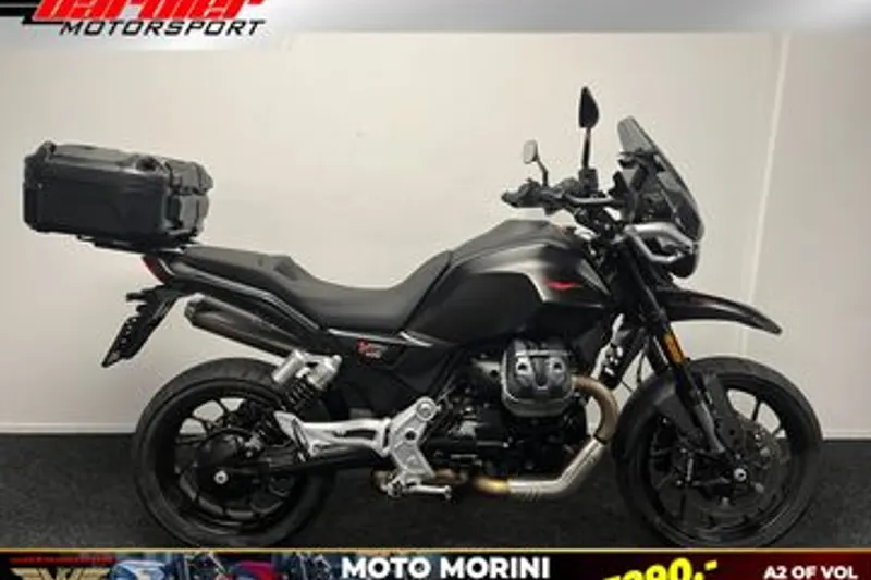 Moto Guzzi V85 TT (2024)