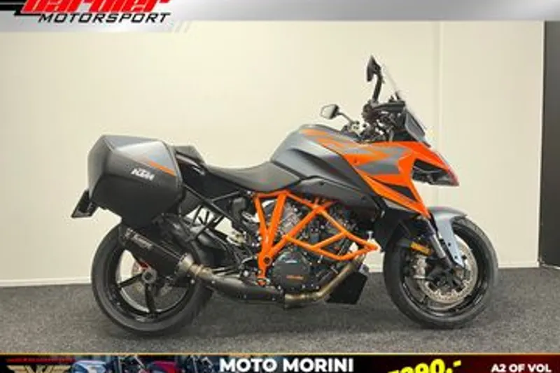 KTM 1290 Super Duke GT (2022)
