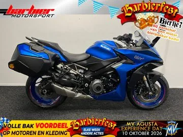 Suzuki GSX-S1000GT (2022) — foto 1