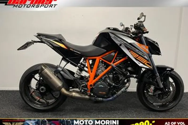 KTM 1290 Super Duke R (2014)