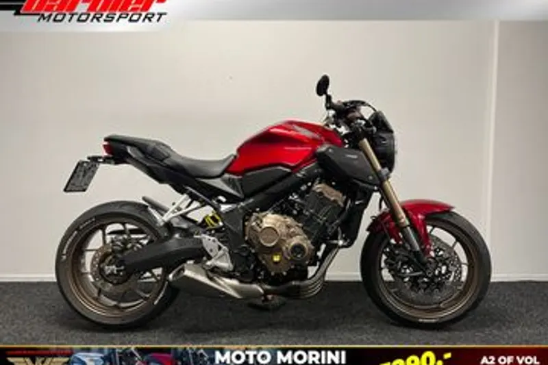 Honda CB650R (2021)