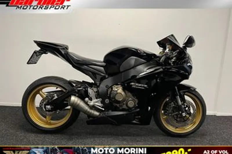 Honda CBR 1000 RR Fireblade (2008)