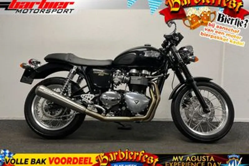 Triumph Thruxton 900 (2012)