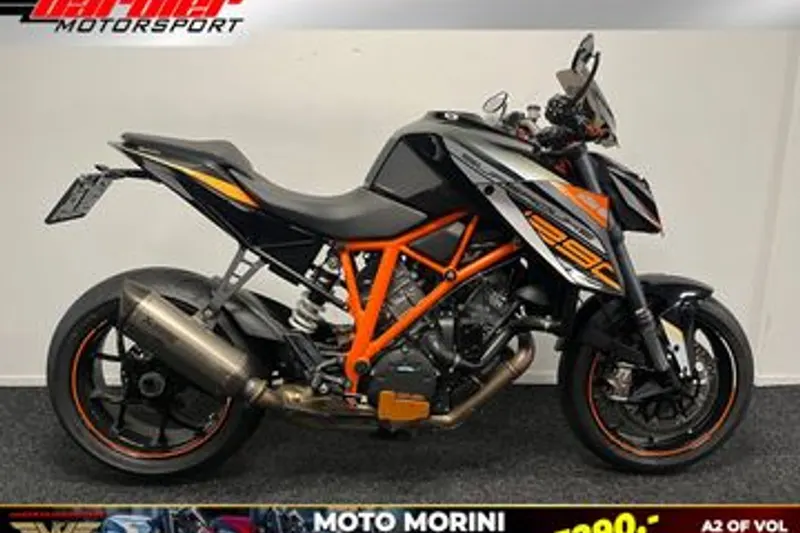 KTM 1290 Super Duke R (2014)