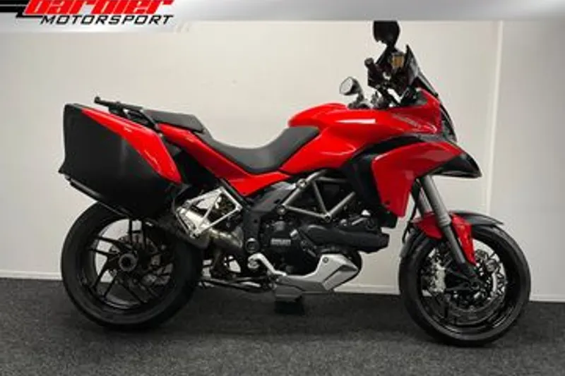 Ducati MULTISTRADA 1200 S Touring (2015)