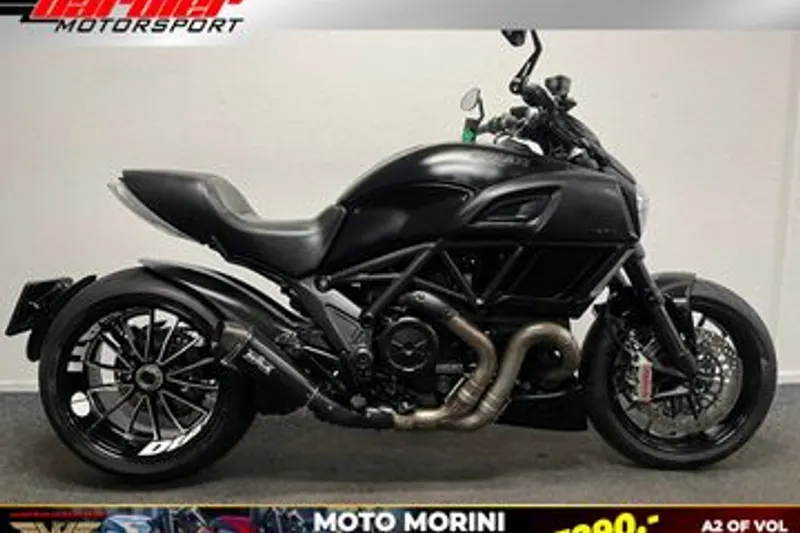 Ducati Diavel (2015)