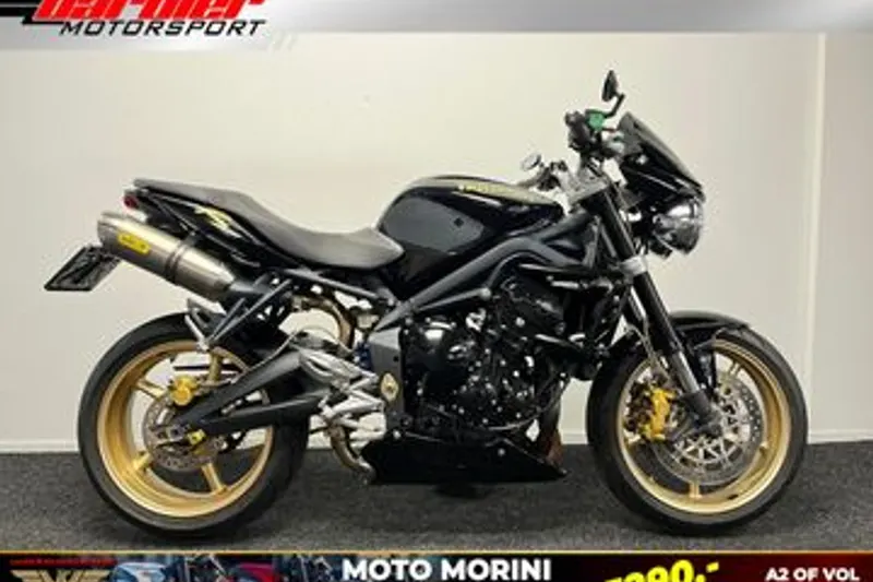 Triumph Street Triple R (2011)