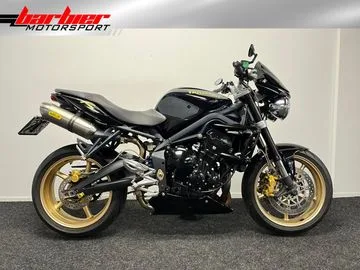 Triumph Street Triple R (2011) — foto 1