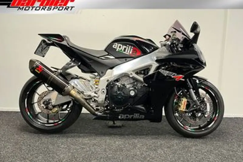 Aprilia RSV 4R (2011)