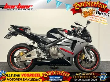 Honda CBR600RR (2003) — foto 1
