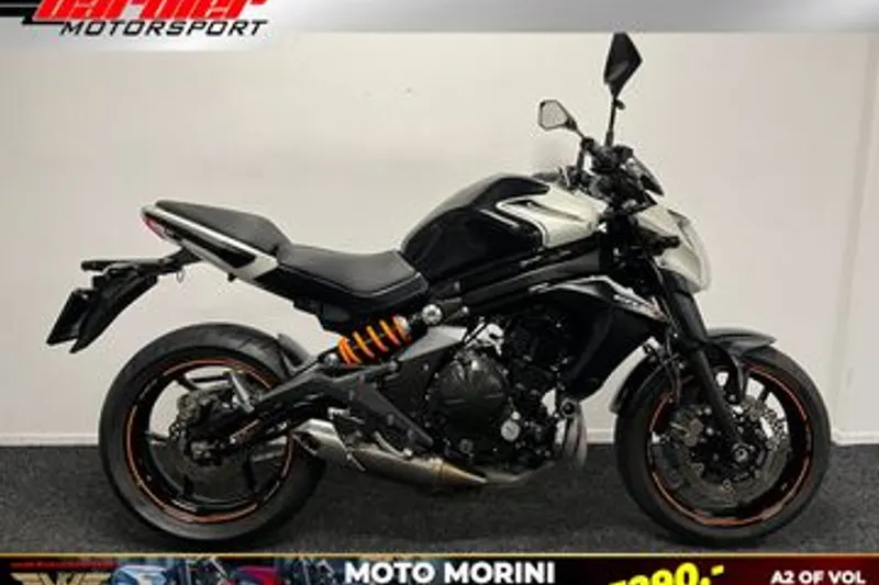 Kawasaki ER-6n (2016)