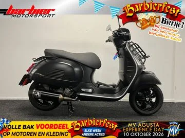 Vespa GTS 300 (2022) — foto 1