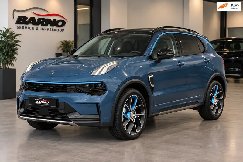 Lynk & Co 01 (2022)