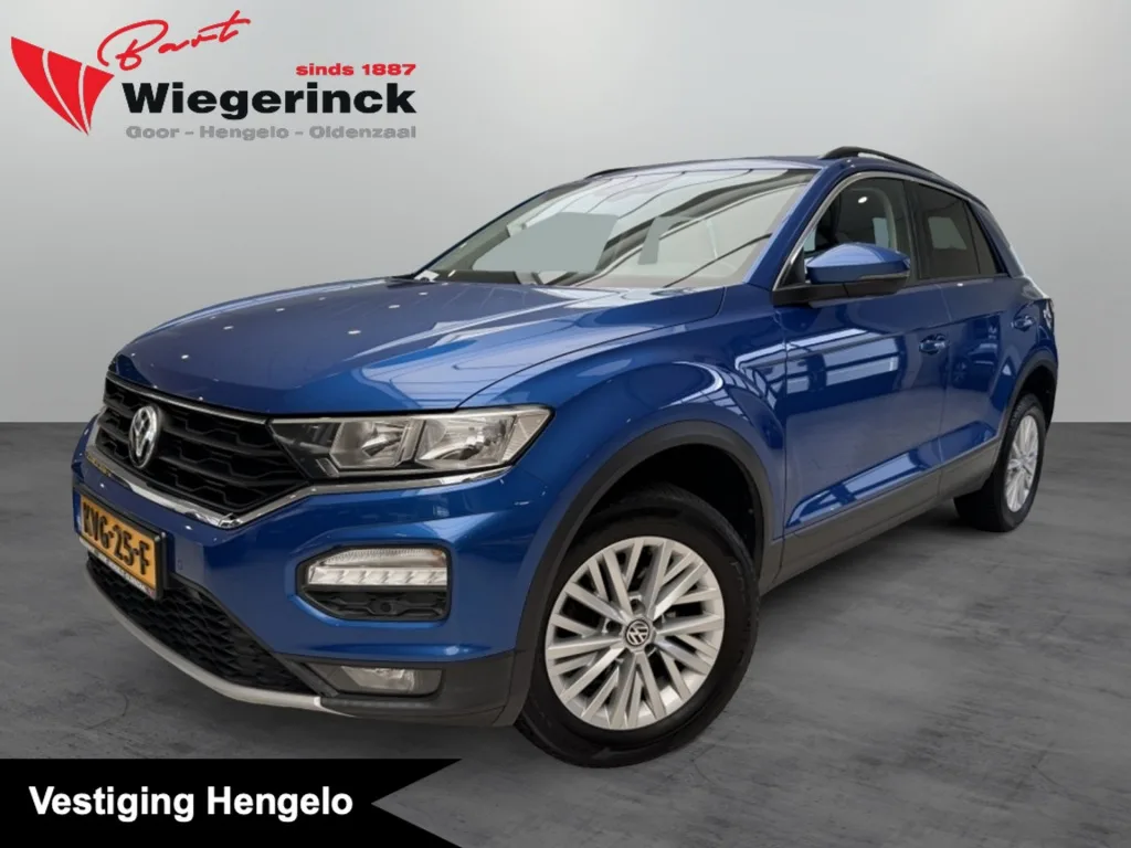 Volkswagen T-Roc (2020) — foto 1