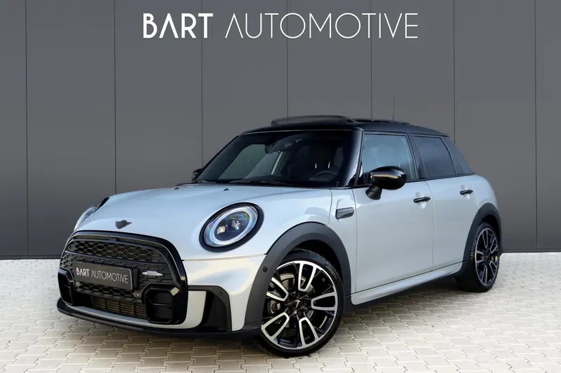 MINI Cooper (2021)