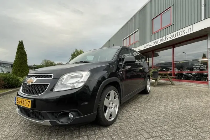 Chevrolet Orlando (2012)