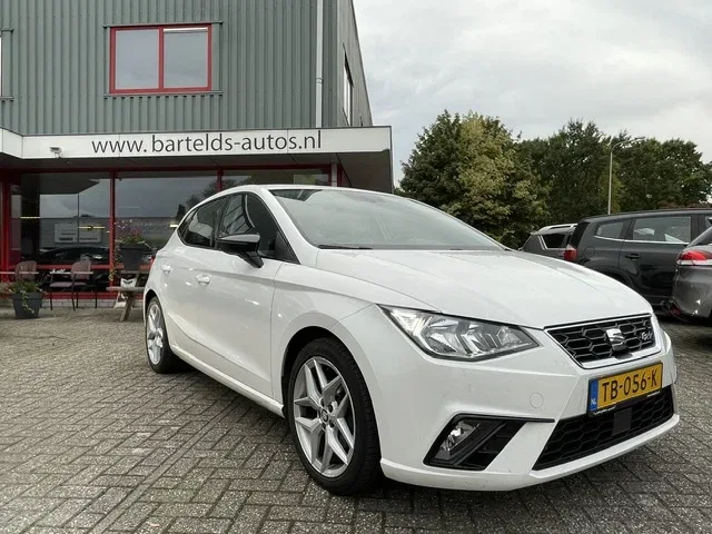 SEAT Ibiza (2018) — foto 1