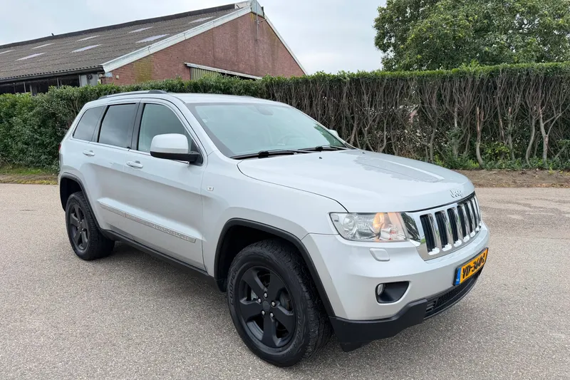 Jeep Grand Cherokee (2013)
