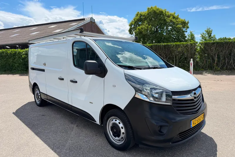 Opel Vivaro (2016)
