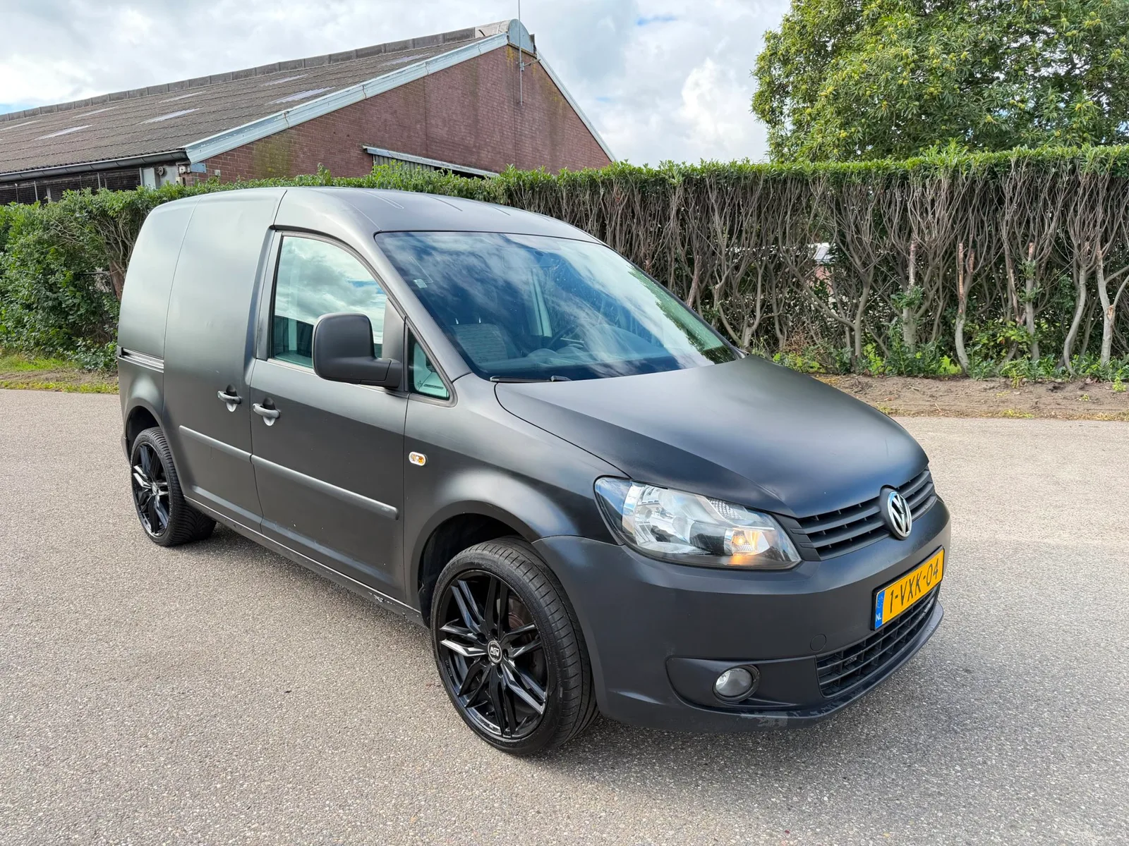 Volkswagen Caddy (2012) — foto 1
