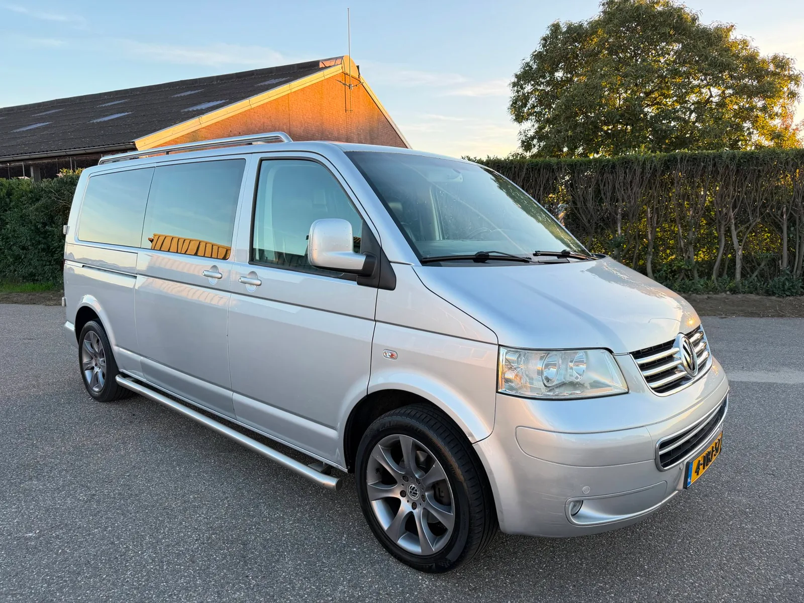 Volkswagen Transporter (2009) — foto 1