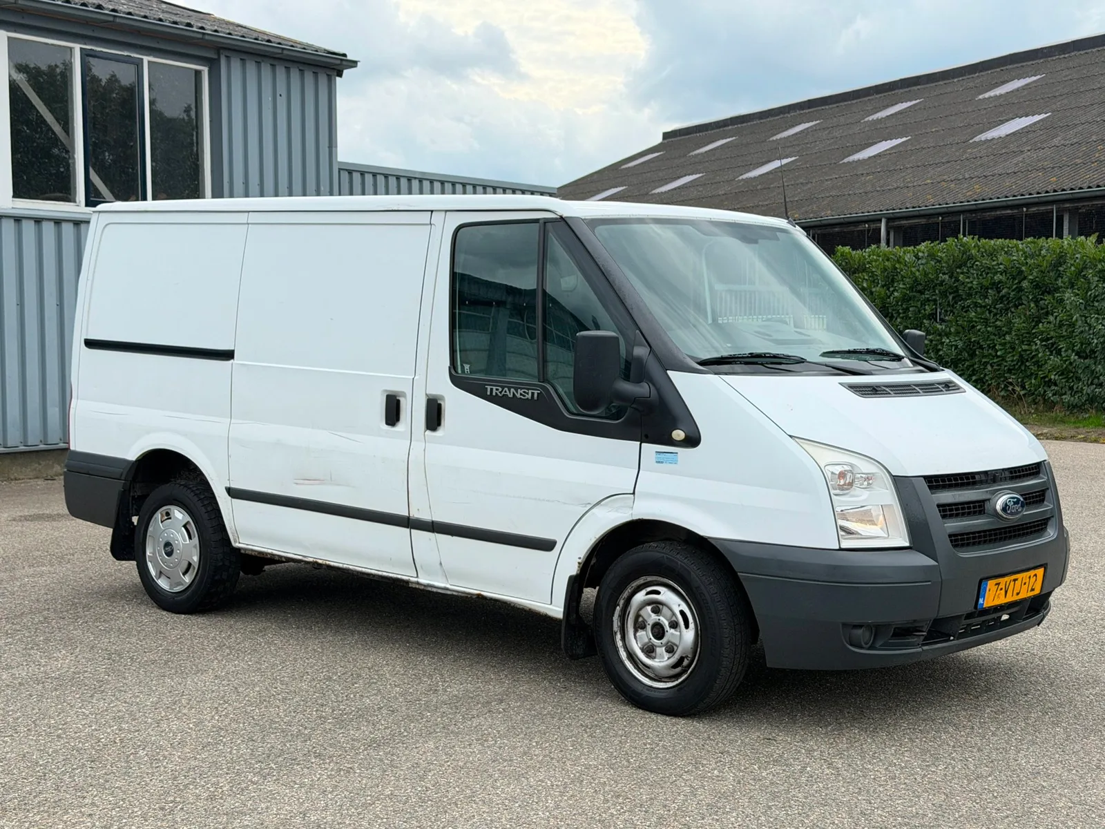 Ford Transit (2012) — foto 1