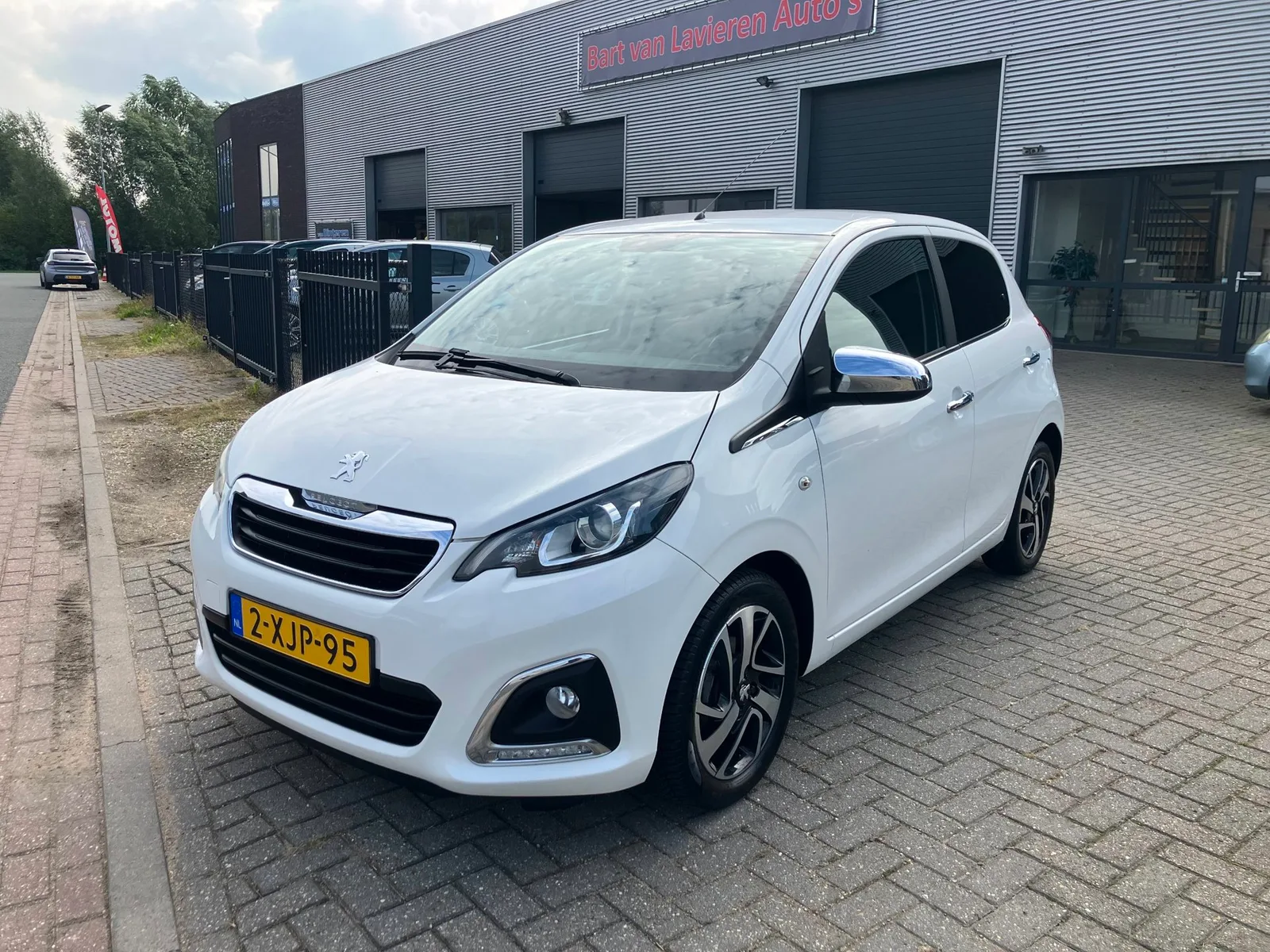 Peugeot 108 (2014) — foto 1