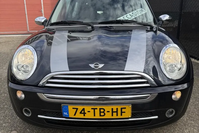 MINI One (2006)