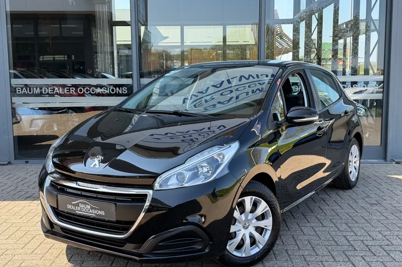 Peugeot 208 (2017)