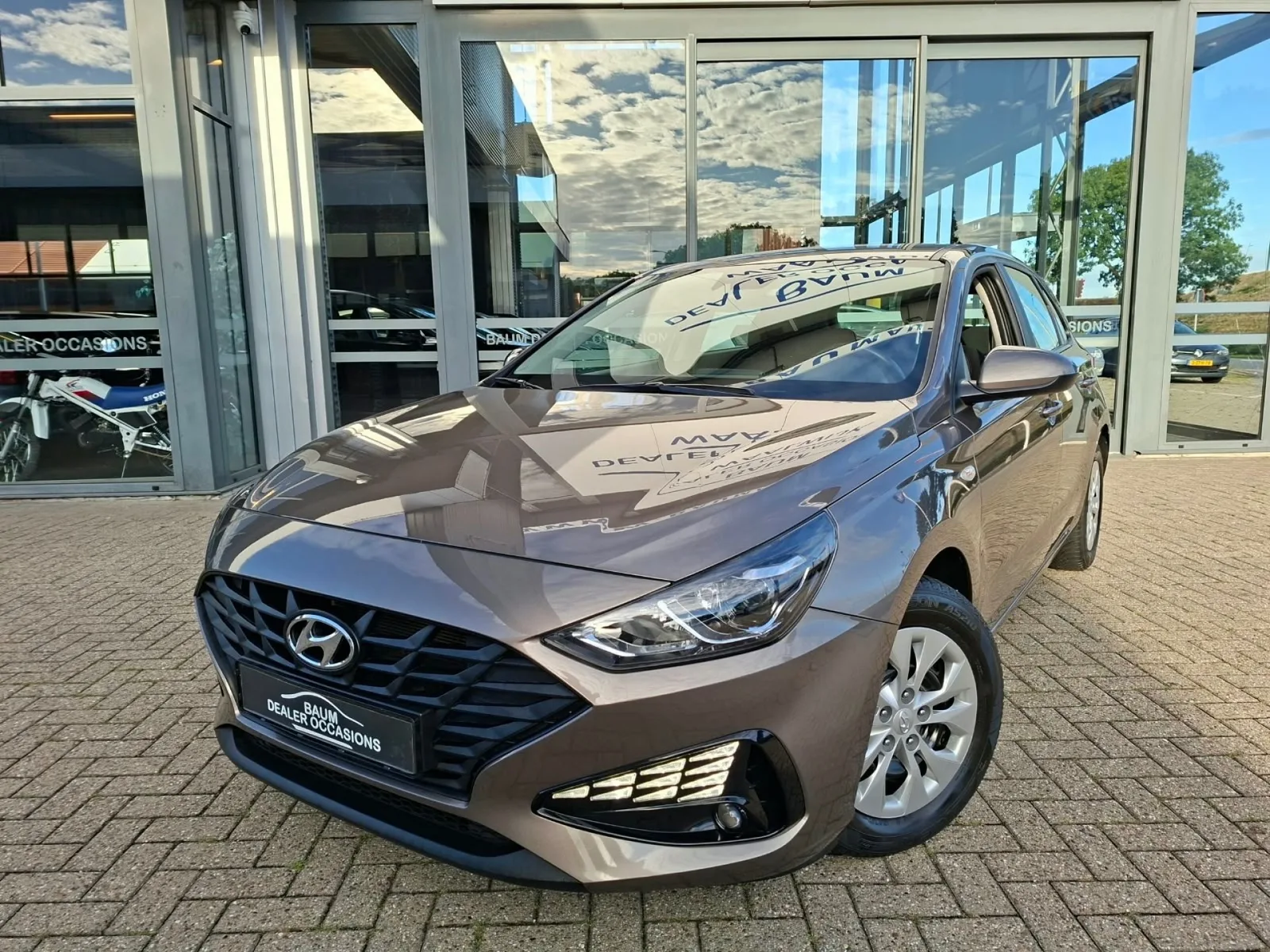 Hyundai i30 (2022) — foto 1