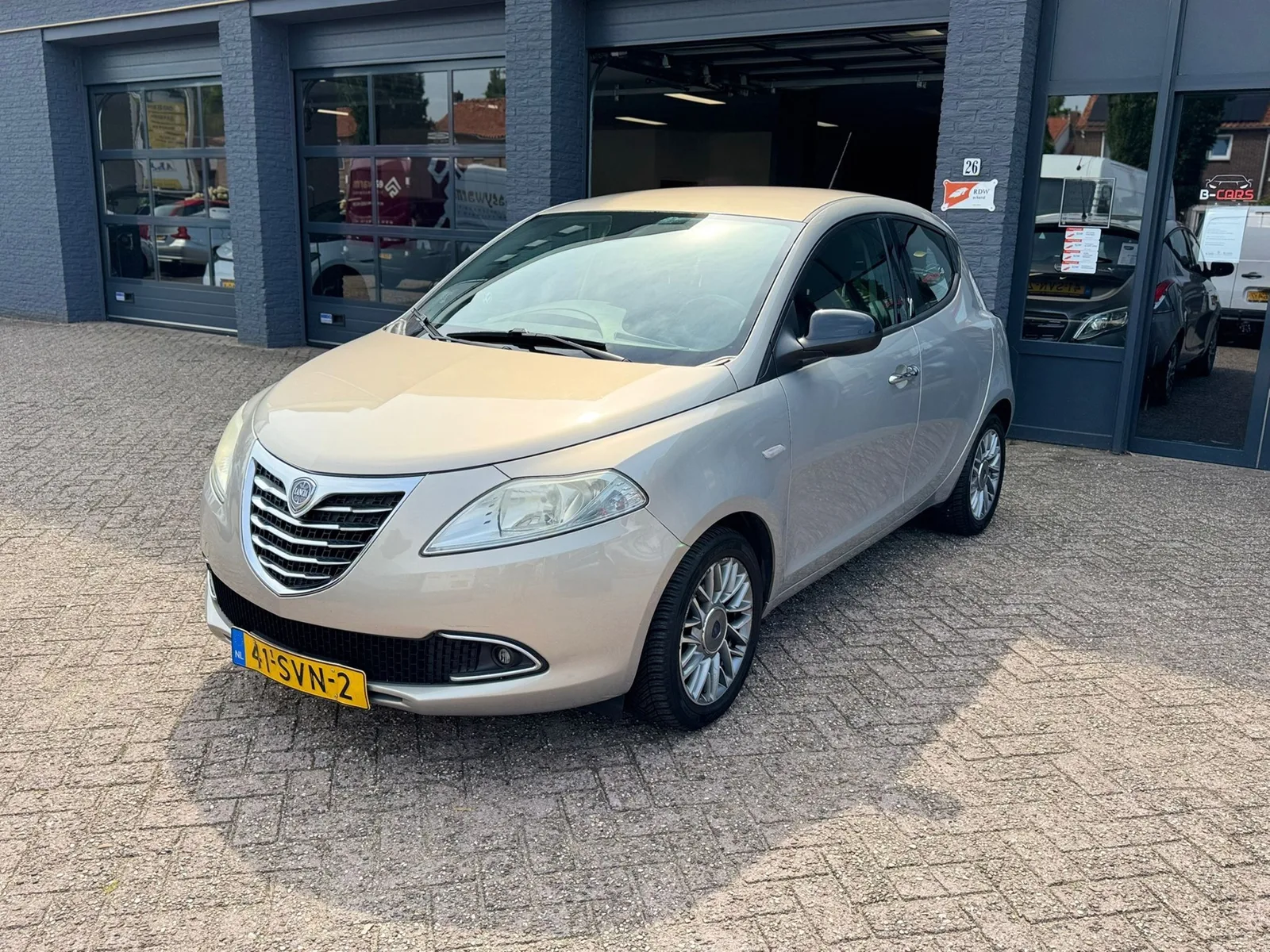 Lancia Ypsilon (2011) — foto 1