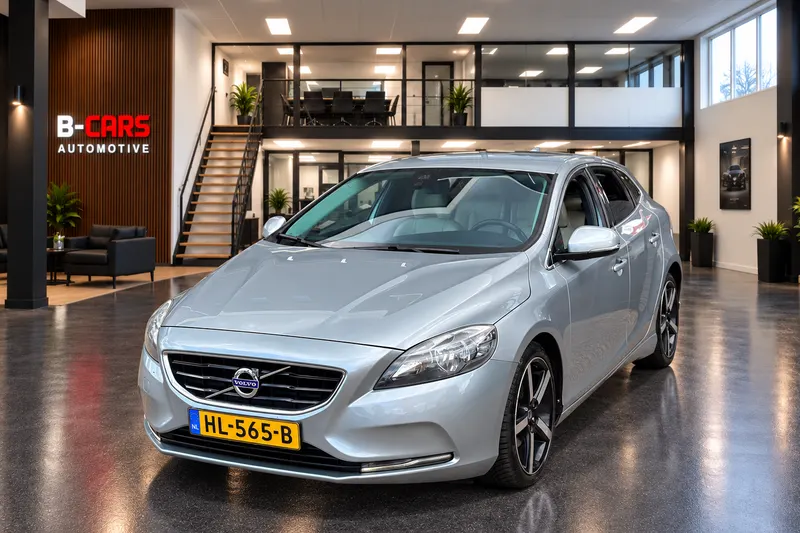 Volvo V40 (2013)