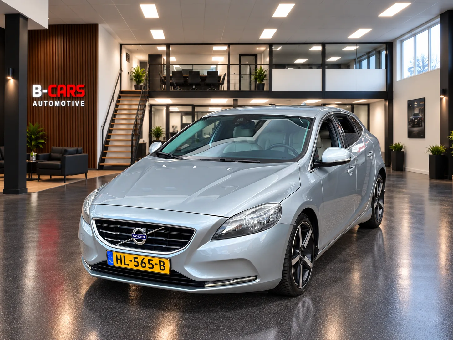 Volvo V40 (2013) — foto 1