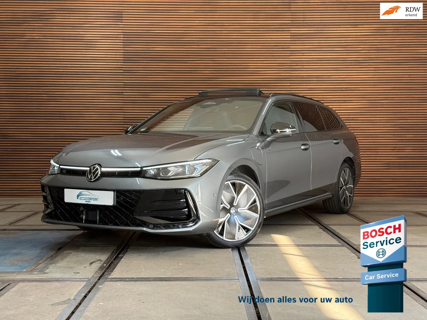 Volkswagen Passat (2025) — foto 1