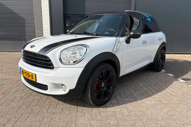 MINI Countryman (2011)