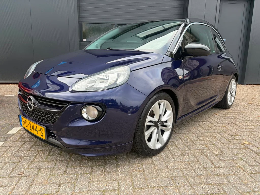 Opel Adam (2015) — foto 1