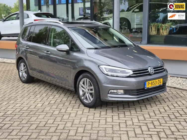 Volkswagen Touran (2018) — foto 1