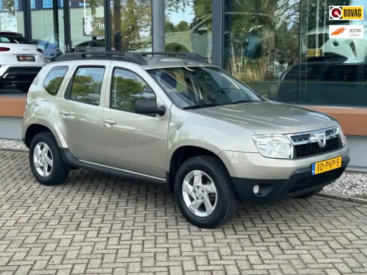 Dacia Duster (2011) — foto 1